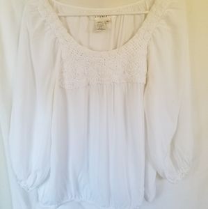 Studio M off-white rayon top
